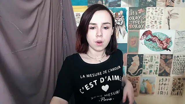 VeryVeryVeryShy  online show from January 31, 6:35 am