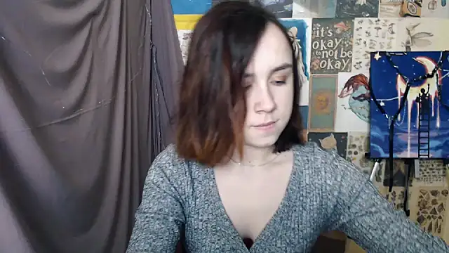 VeryVeryVeryShy  online show from February 21, 6:40 am