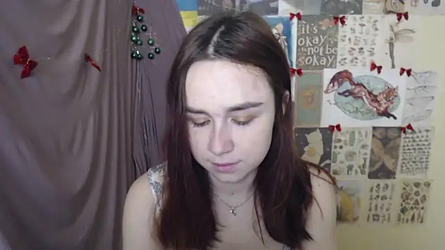 VeryVeryVeryShy  online show from December 23, 9:29 am