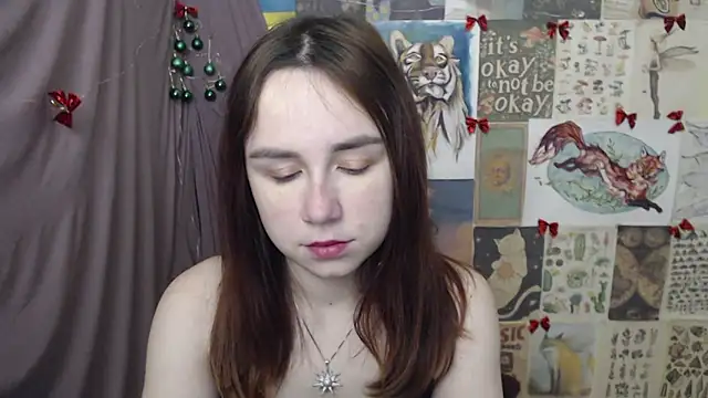 VeryVeryVeryShy  online show from January 10, 6:26 am