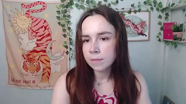 VeryVeryVeryShy  online show from June 27, 5:45 am