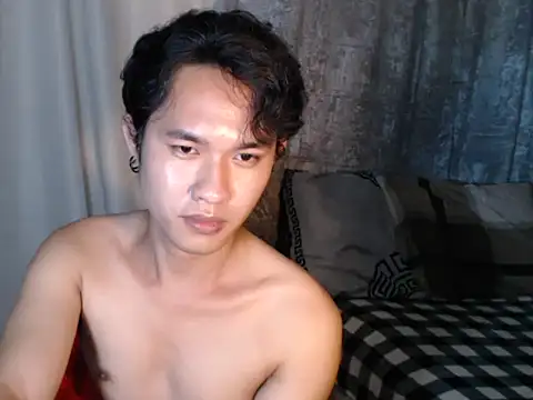 asiancuckyguy69 online show from May 7, 6:46 pm