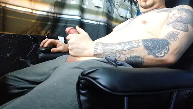 faded206 online show from January 10, 6:53 pm