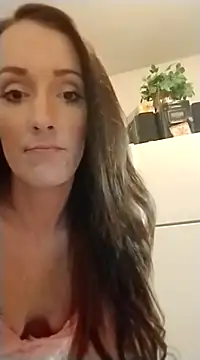 goddessnathalie1 online show from December 10, 9:23 am