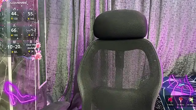 Snapshot of Your__alcoholic1 chatting on November 5, 6:52 pm Your alcoholic1 online show from November 5, 6:52 pm