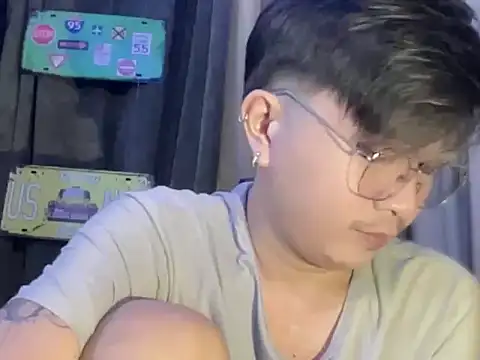 Sexy Handsome Drex online show from March 9, 2:10 pm