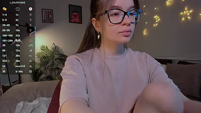 Virtual Girll online show from March 8, 5:17 pm