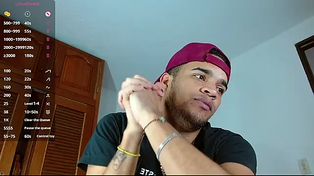 Bigcock 21cm  online show from March 9, 3:16 pm