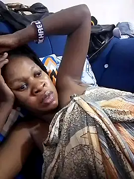 Snapshot of africanpussy22 chatting on January 19, 6:50 am africanpussy22 online show from January 19, 6:50 am
