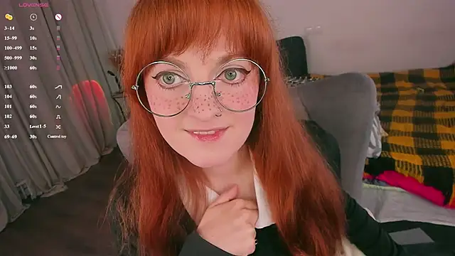 Snapshot of Alice_CutePerv chatting on June 28, 9:54 pm Alice CutePerv online show from June 28, 9:54 pm