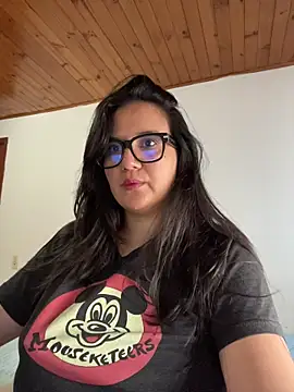 Snapshot of SWEETLILY18 chatting on July 2, 12:44 pm SWEETLILY18 online show from July 2, 12:44 pm