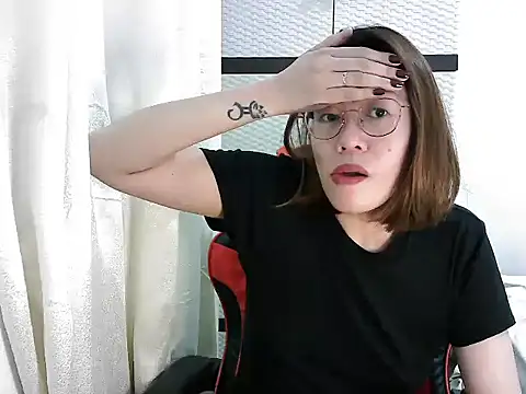 crizzybel online show from March 19, 3:51 pm