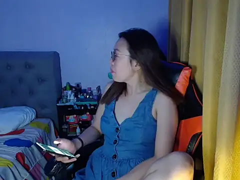 crizzybel online show from May 26, 3:35 am