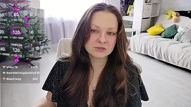 Snapshot of Marla_Singerrr chatting on April 12, 5:56 am Marla Singerrr online show from April 12, 5:56 am