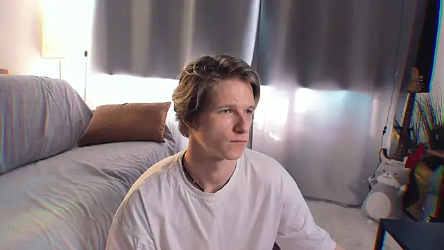 Snapshot of Breston_Sweet chatting on June 25, 2:21 pm Breston Sweet online show from June 25, 2:21 pm