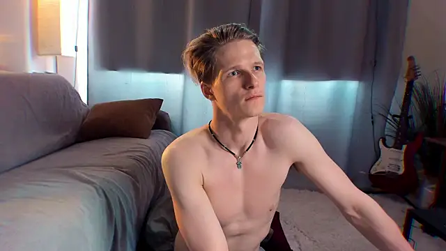 Snapshot of Breston_Sweet chatting on July 7, 9:57 am Breston Sweet online show from July 7, 9:57 am