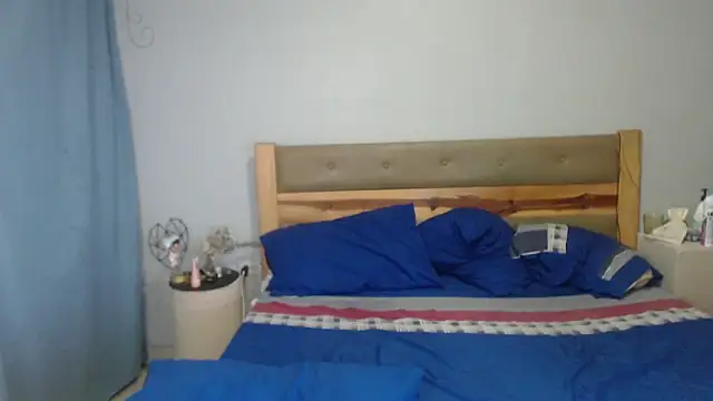 Snapshot of couplesex_ve chatting on November 15, 12:52 am couplesex ve online show from November 15, 12:52 am