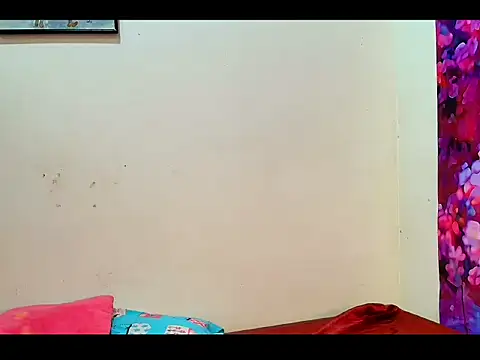 Snapshot of Karol_naughty chatting on May 23, 12:42 pm Karol naughty online show from May 23, 12:42 pm