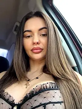 PrincessaHill  online show from December 3, 10:39 am