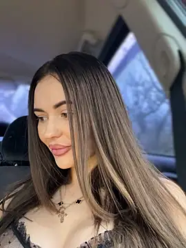 PrincessaHill  online show from December 6, 7:43 am