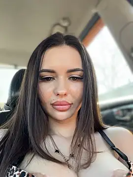 PrincessaHill  online show from February 20, 9:55 am