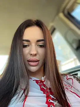 PrincessaHill  online show from March 19, 7:07 am