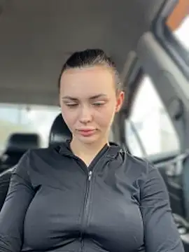 Snapshot of PrincessaHill_ chatting on April 22, 9:01 am PrincessaHill online show from April 22, 9:01 am