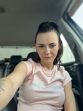 Snapshot of PrincessaHill_ chatting on June 13, 9:51 am PrincessaHill online show from June 13, 9:51 am