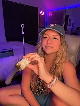 sage love online show from June 22, 3:25 am
