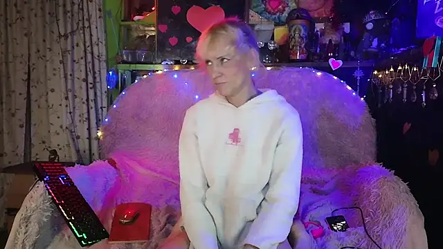 Alexa Cosmic online show from March 16, 11:04 pm