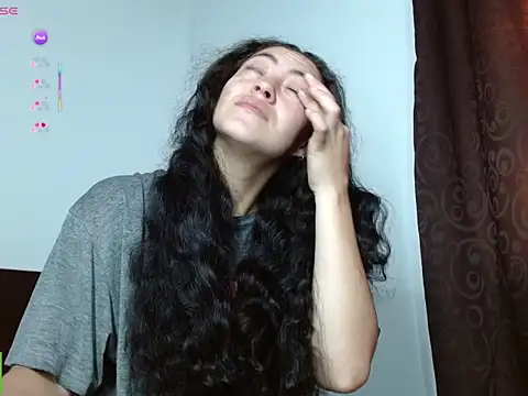 Olivia Bright online show from April 29, 6:36 pm