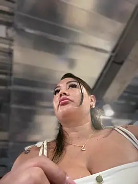 Snapshot of ValeryGrey chatting on December 15, 5:06 pm ValeryGrey online show from December 15, 5:06 pm