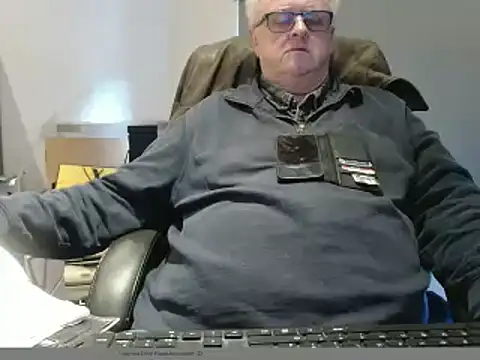 bigbadjon69 online show from February 4, 2:23 pm