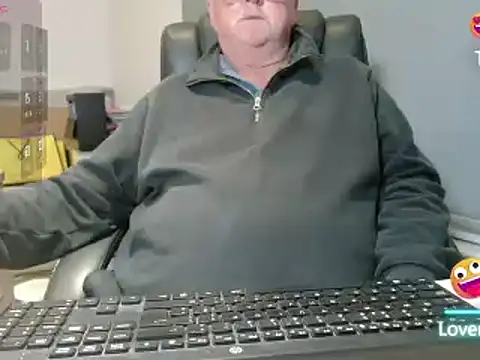 bigbadjon69 online show from June 7, 10:35 pm