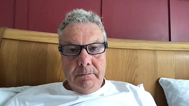 Snapshot of Oldpistolpete chatting on June 16, 8:50 am Oldpistolpete online show from June 16, 8:50 am