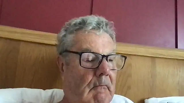 Snapshot of Oldpistolpete chatting on July 16, 8:09 am Oldpistolpete online show from July 16, 8:09 am