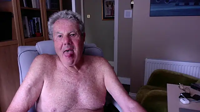 Snapshot of Oldpistolpete chatting on July 28, 2:13 pm Oldpistolpete online show from July 28, 2:13 pm