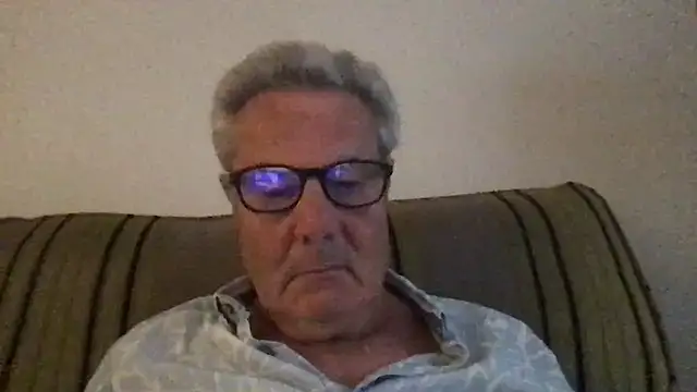 Snapshot of Oldpistolpete chatting on July 28, 8:01 pm Oldpistolpete online show from July 28, 8:01 pm
