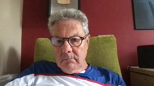 Snapshot of Oldpistolpete chatting on July 30, 6:18 pm Oldpistolpete online show from July 30, 6:18 pm