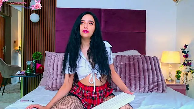 Snapshot of VanessaAngel chatting on June 22, 5:48 am VanessaAngel online show from June 22, 5:48 am