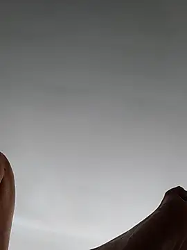 Kissmyfeetnow online show from February 21, 5:31 pm