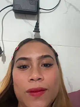 Snapshot of Imyourpinay chatting on July 3, 5:03 am Imyourpinay online show from July 3, 5:03 am