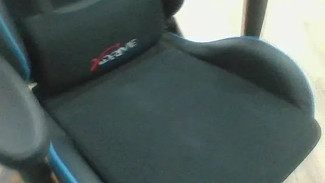 Snapshot of _ExelancE_ chatting on June 6, 2:11 pm ExelancE online show from June 6, 2:11 pm