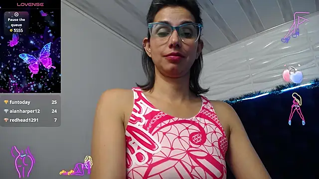 Eva-Williams online show from December 4, 3:54 pm