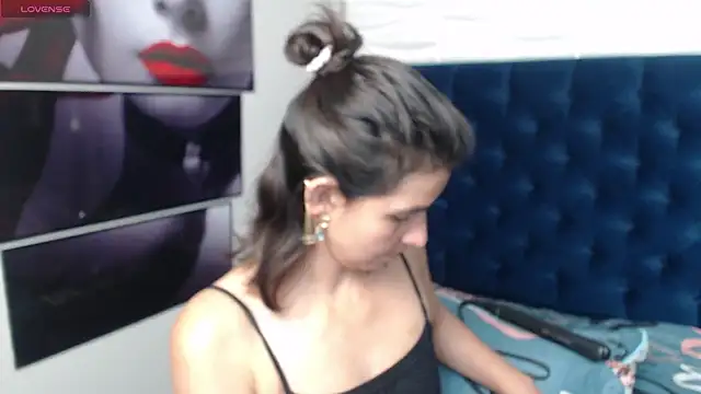 Eva-Williams online show from January 23, 6:14 pm