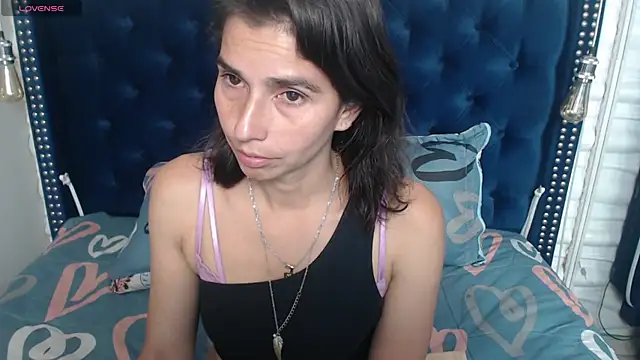 Eva-Williams online show from February 3, 8:03 pm