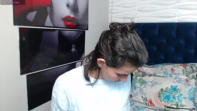 Eva-Williams online show from February 13, 2:45 am