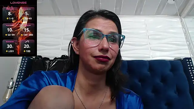 Eva-Williams online show from March 23, 2:37 am