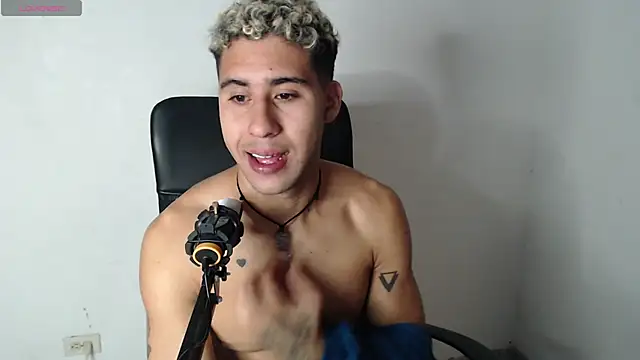 Daiki Jack online show from December 20, 2:08 am