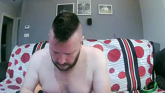 txan9876 online show from December 18, 2:01 pm